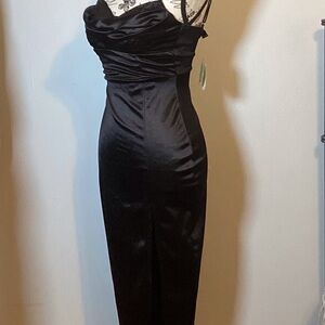 🩵NWT🩵 LADIES FORMAL BEAUTIFULLY EMBELLISHED SPAGHETTI STRAP FITTED W/SLIT SZ XS